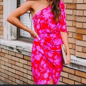 DO+BE one shoulder red and pink dress